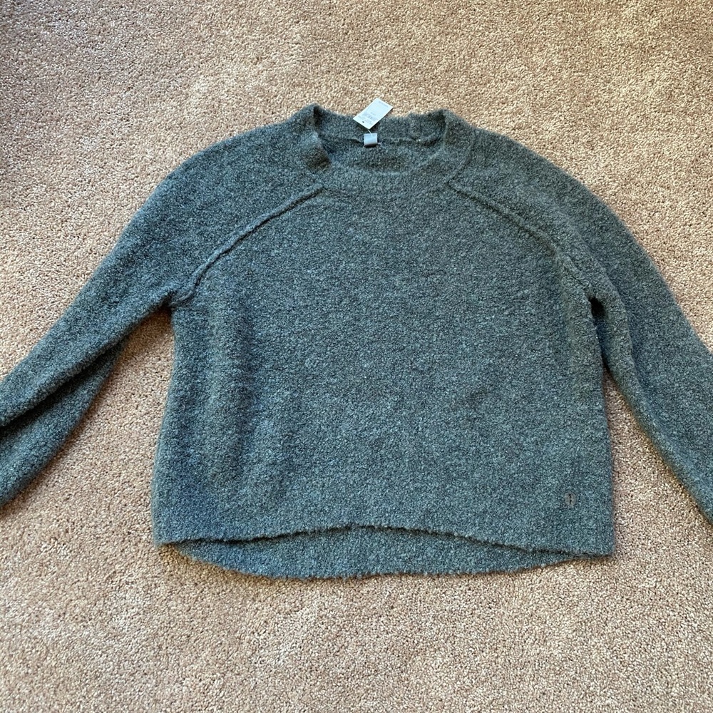 NWT Aerie Sweater